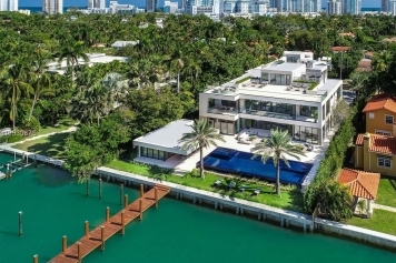 blog image Luxury Villa Rental: Essential Tips for First-Timers